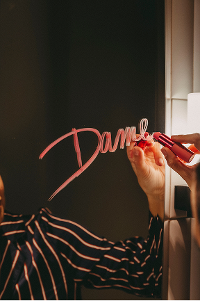 Dame des Arts image 2